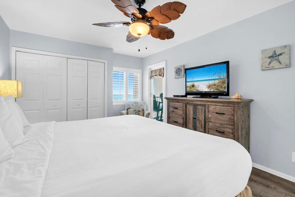 Holiday Surf and Racquet Unit 307 House in Destin