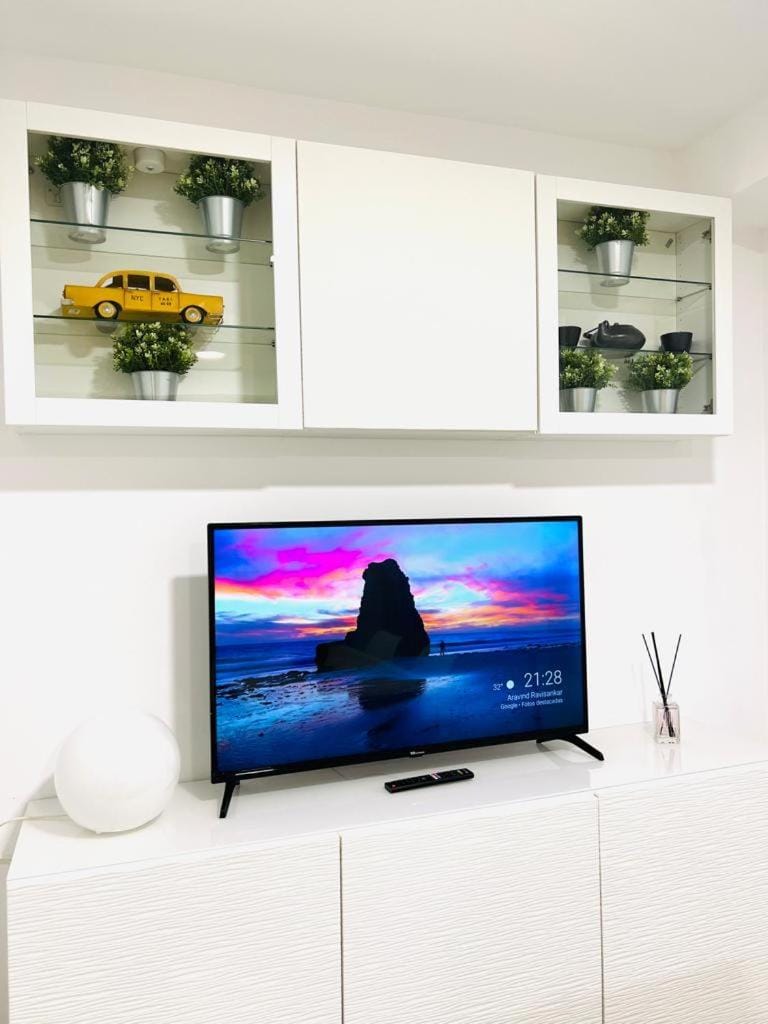 Communal lounge/ TV room, TV and multimedia
