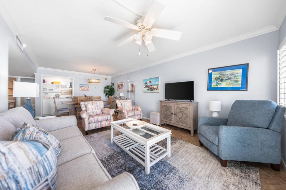 Holiday Surf and Racquet Unit 324 House in Destin