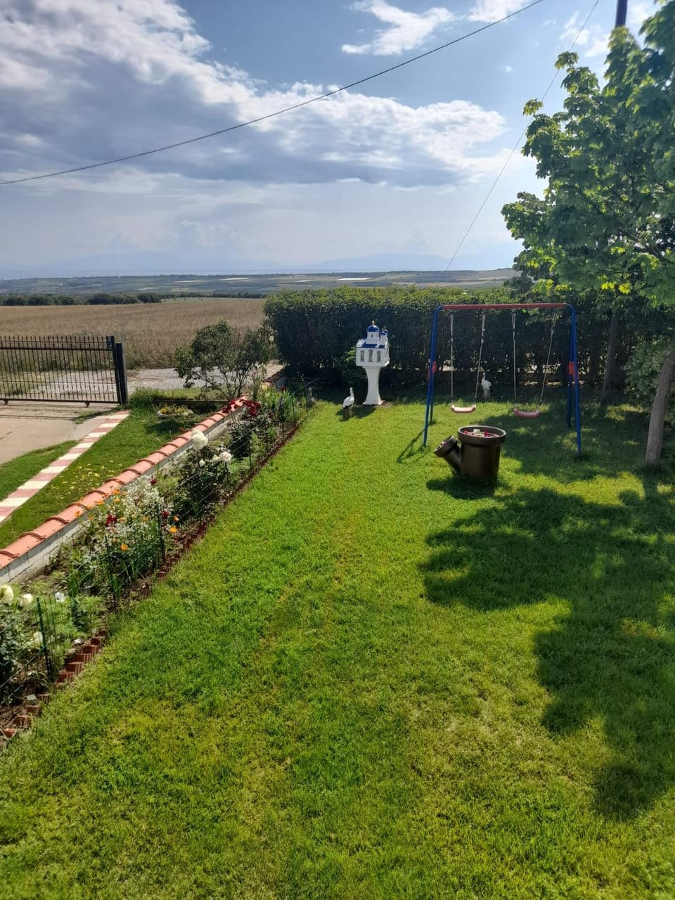 Natural landscape, Garden view