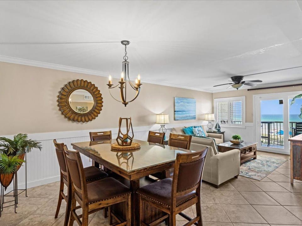 Holiday Surf and Racquet Unit 405 House in Destin