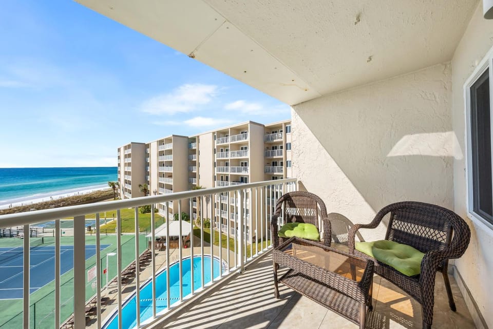 Holiday Surf and Racquet Unit 516 House in Destin