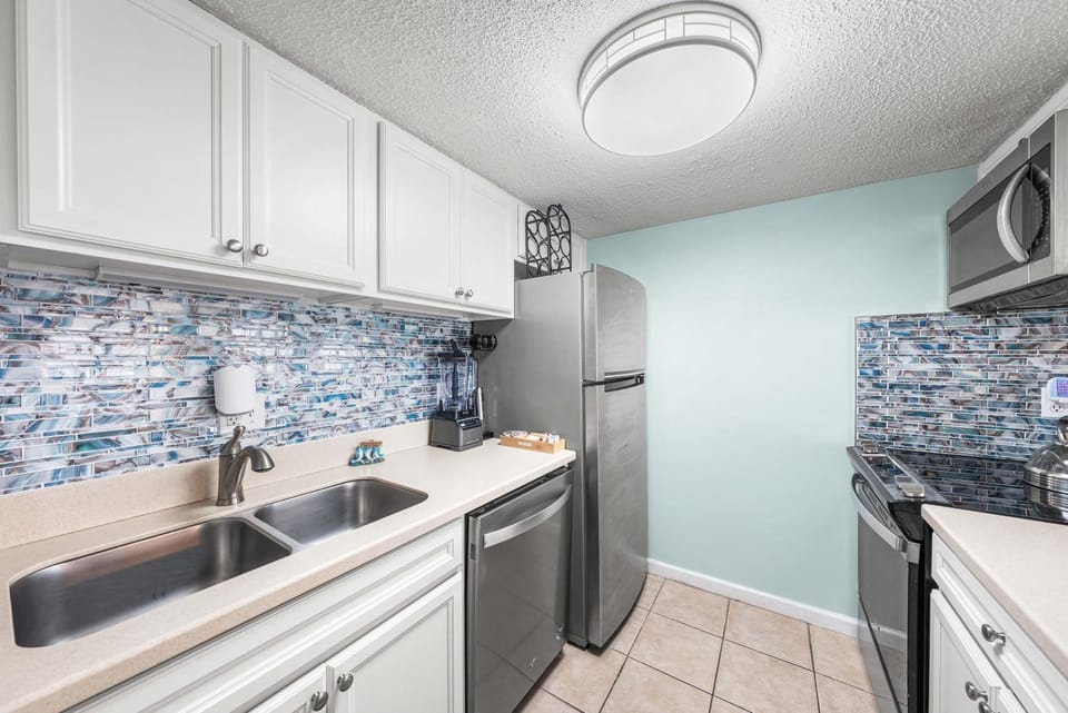Holiday Surf and Racquet Unit 612 House in Destin