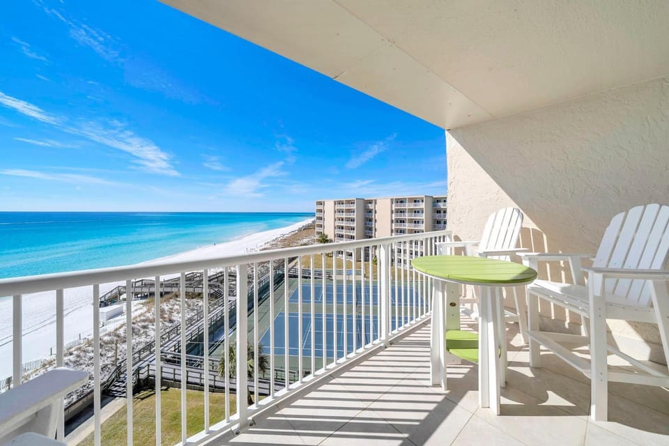 Holiday Surf and Racquet Unit 622 House in Destin