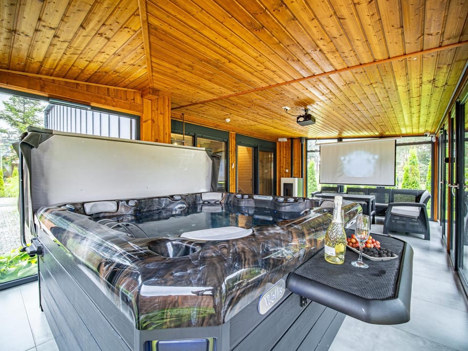 LoveLake dom z jacuzzi House in Poland