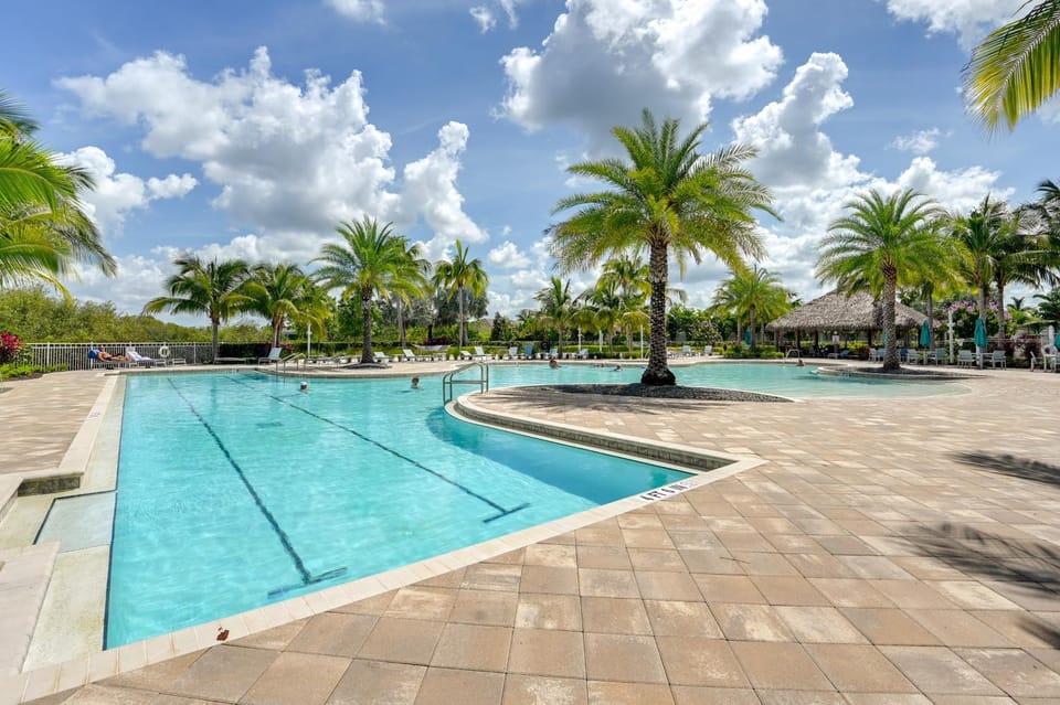 Bonita Springs Vacation Rental with Pool Access! House in Bonita Springs