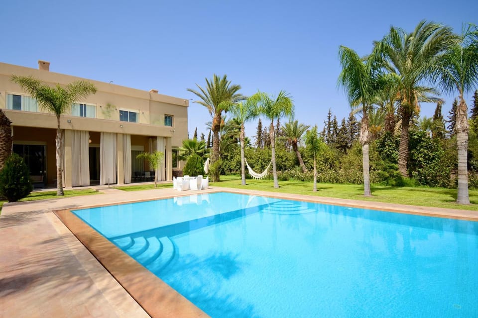 Villa L'MNAM 1400m2 construit 1ha de terrain Villa in Marrakesh-Safi