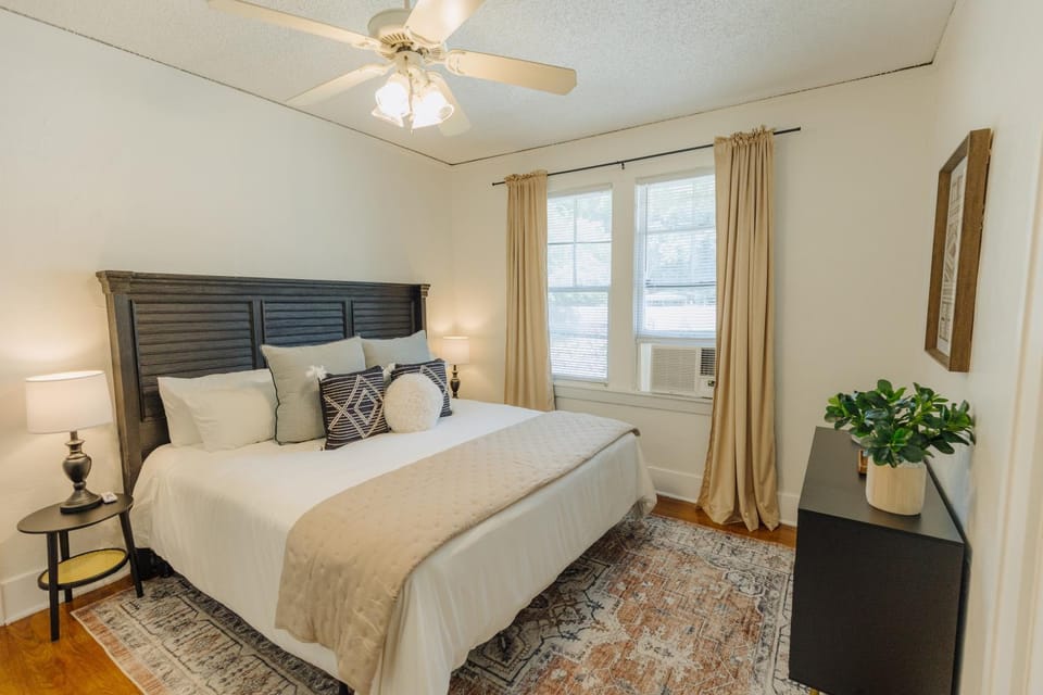 Bed, Bedroom