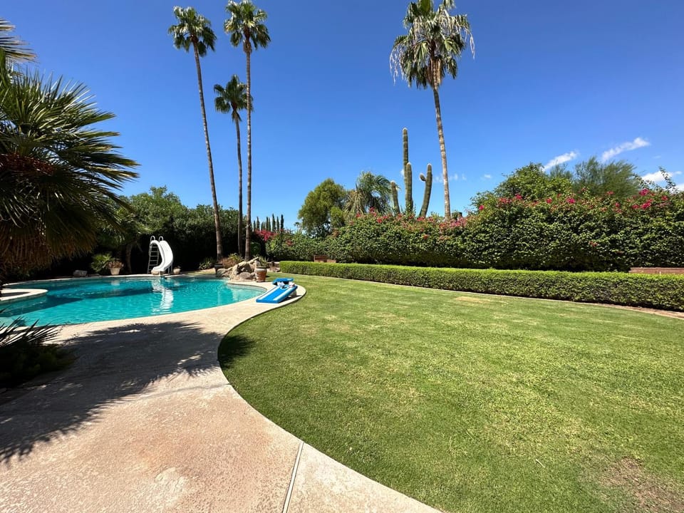 Paradise in Scottsdale with Pool Oasis & Game Room House in Phoenix