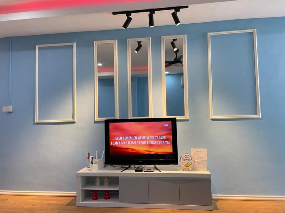 TV and multimedia, Evening entertainment