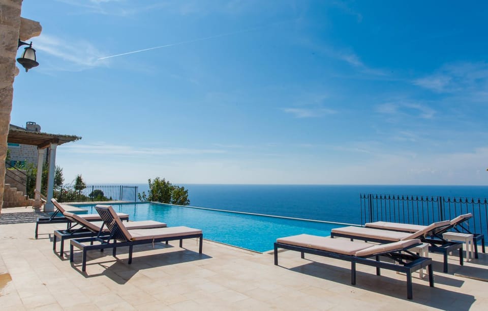 Sea view, Swimming pool
