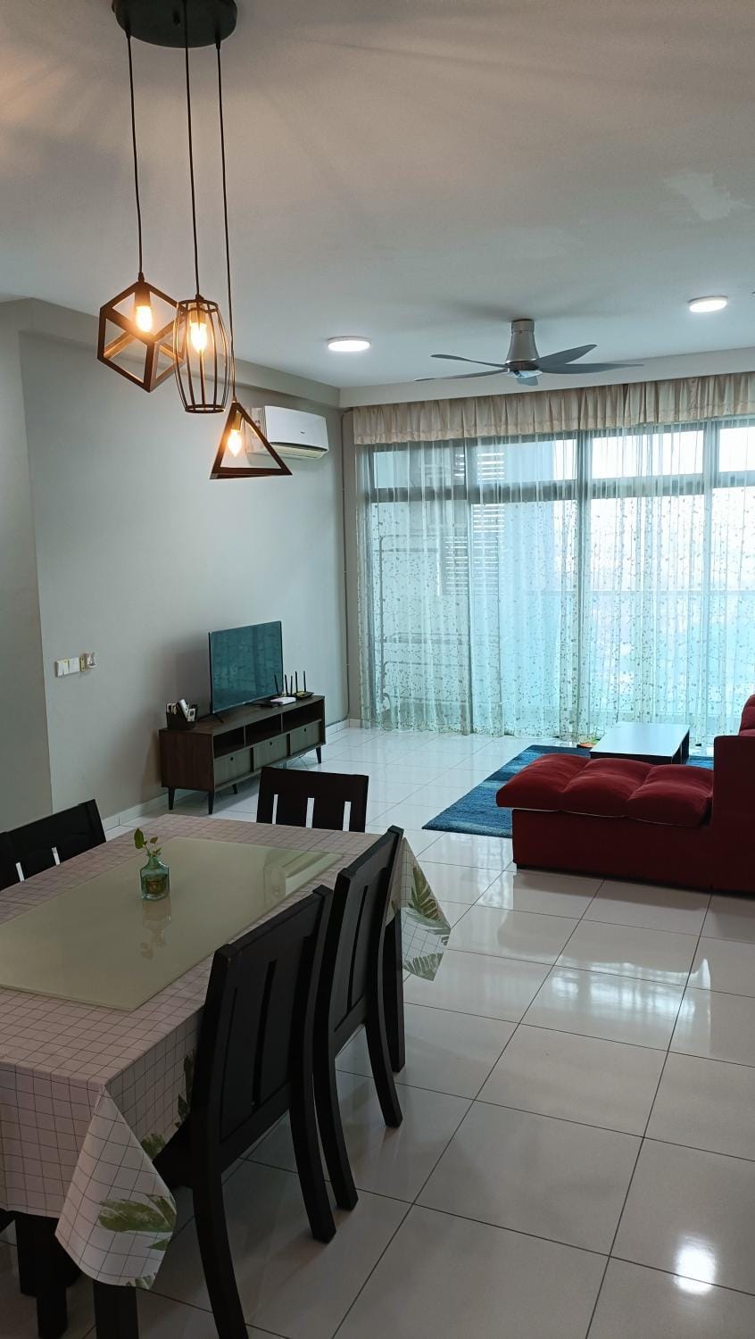 Sky Loft 3 rooms beside Aeon With Smart TV & Facilities L14 Apartment in Johor Bahru