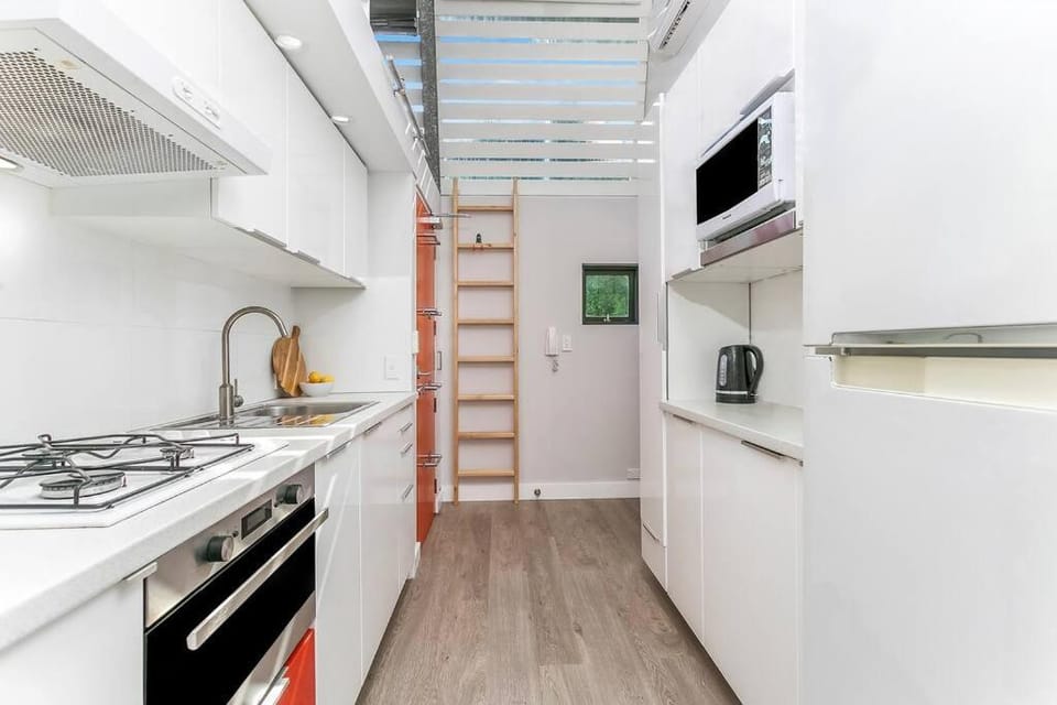 Nicely located three bedroom apartment in Bondi Beach. Apartment in Sydney