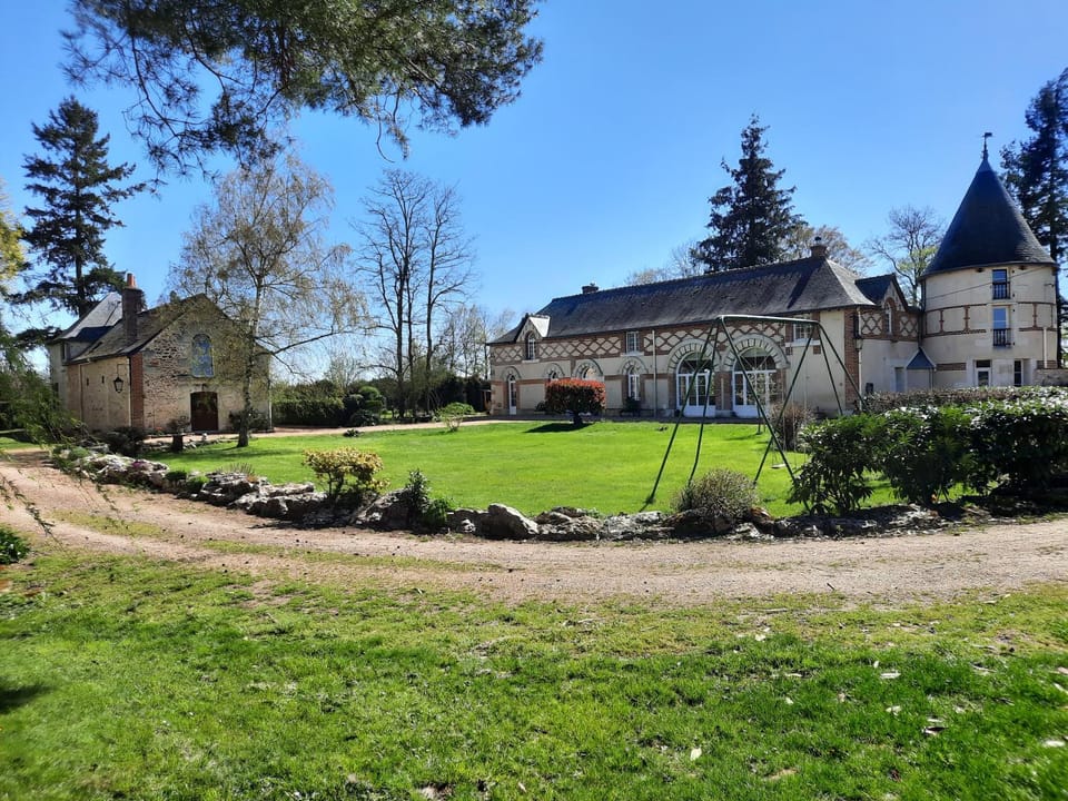 Property building, Garden view