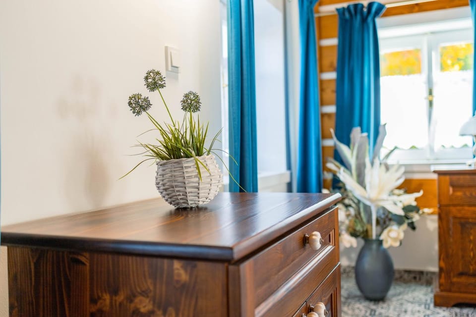 Decorative detail, Bedroom