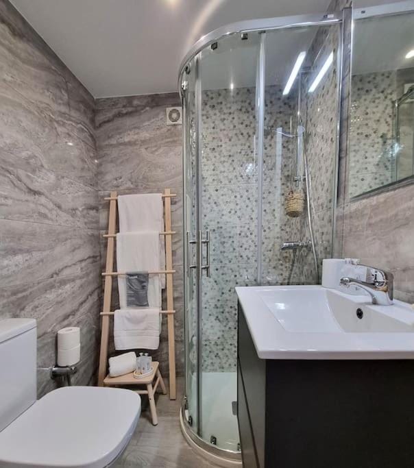 191A Apartamento céntrico Gijón by R2R Consulting Apartment in Gijón