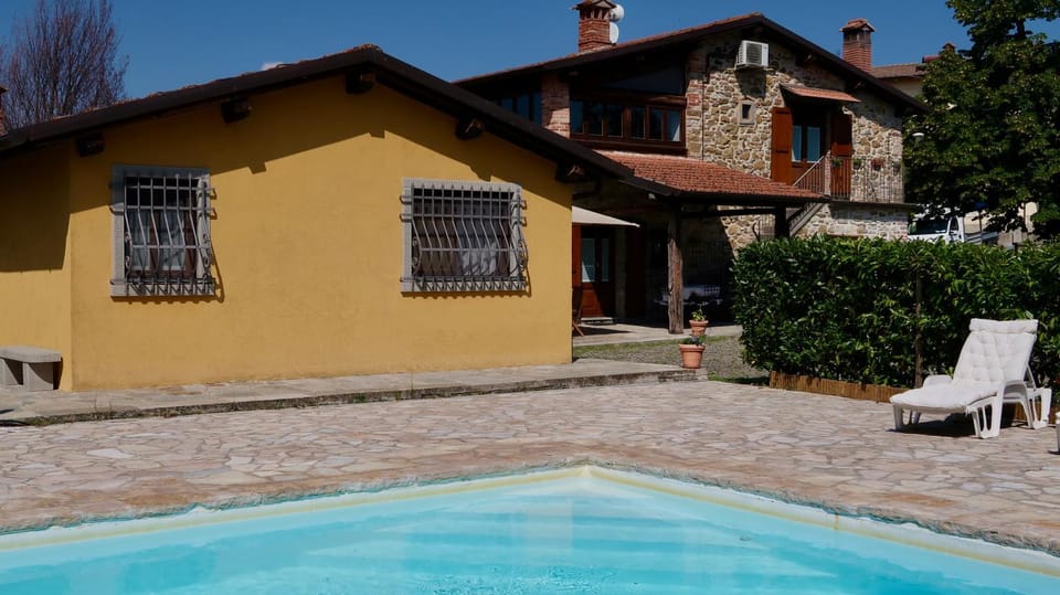 Property building, Swimming pool