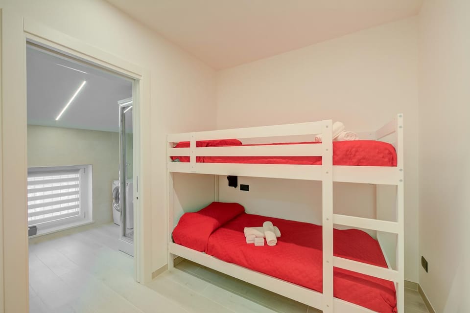 bunk bed
