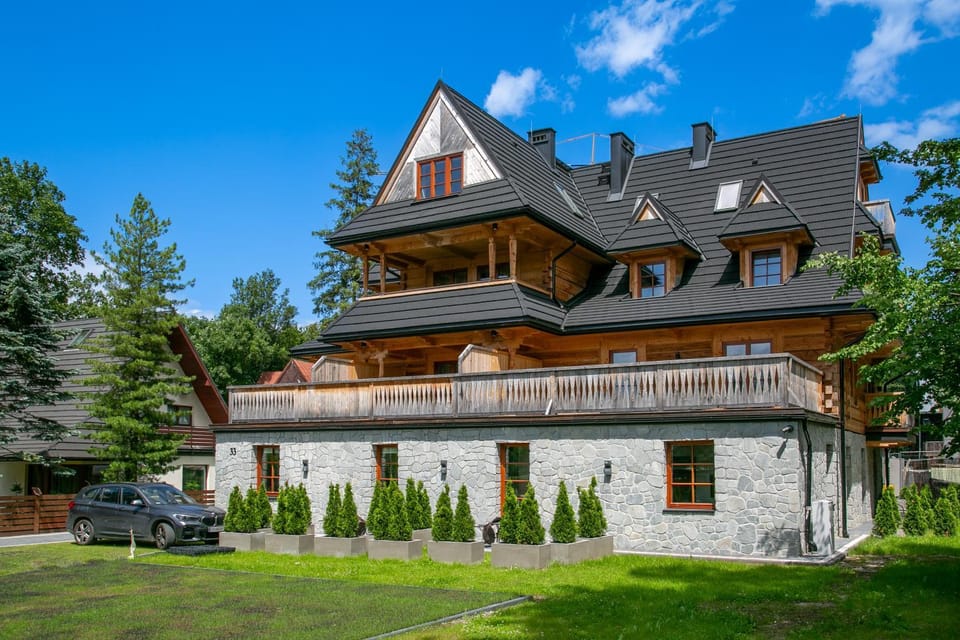 Property building, Garden, Garden view