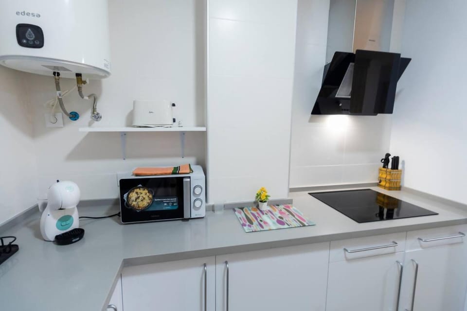 SH Loft del Mar. Cerca de la playa y el centro. AC Apartment in Cadiz