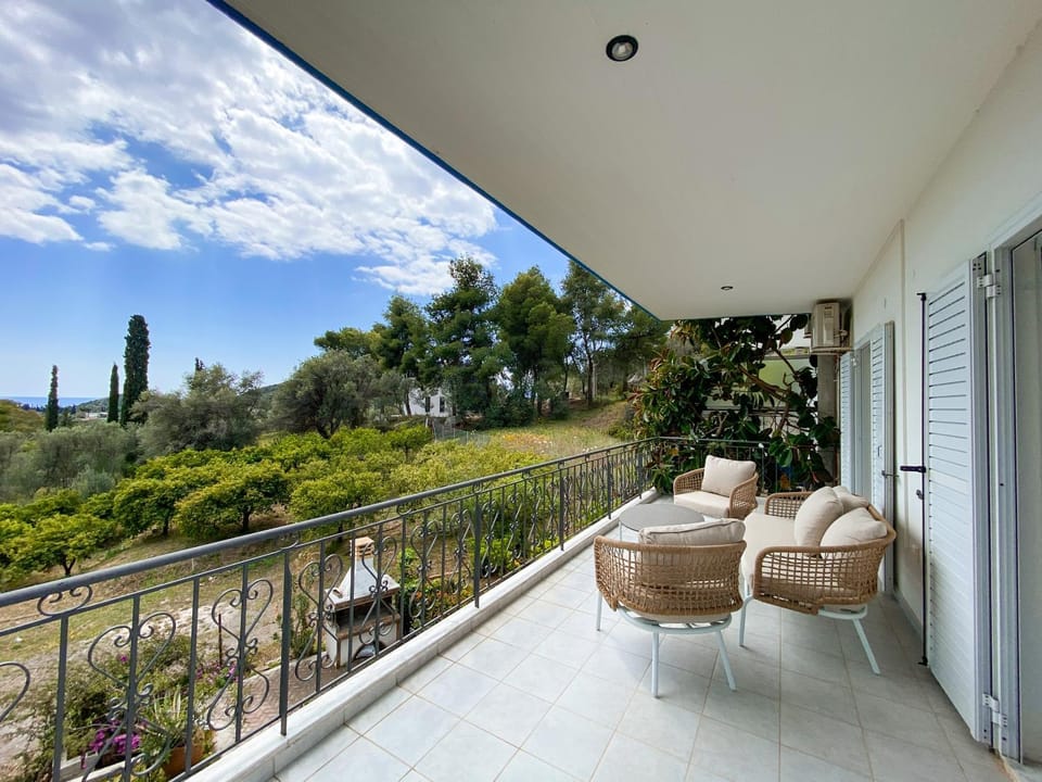Balcony/Terrace, Garden view