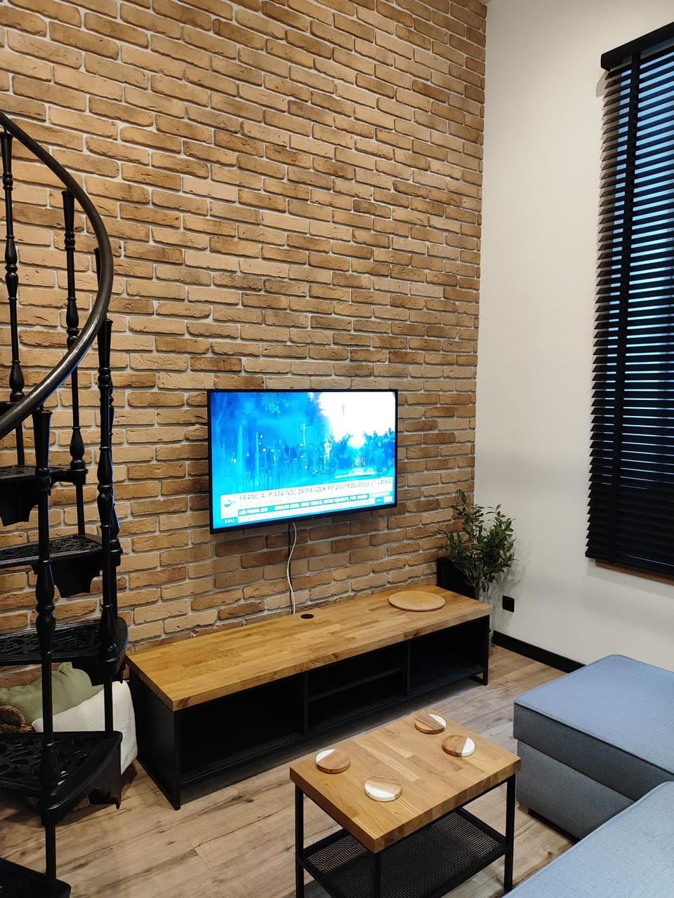 TV and multimedia, Evening entertainment