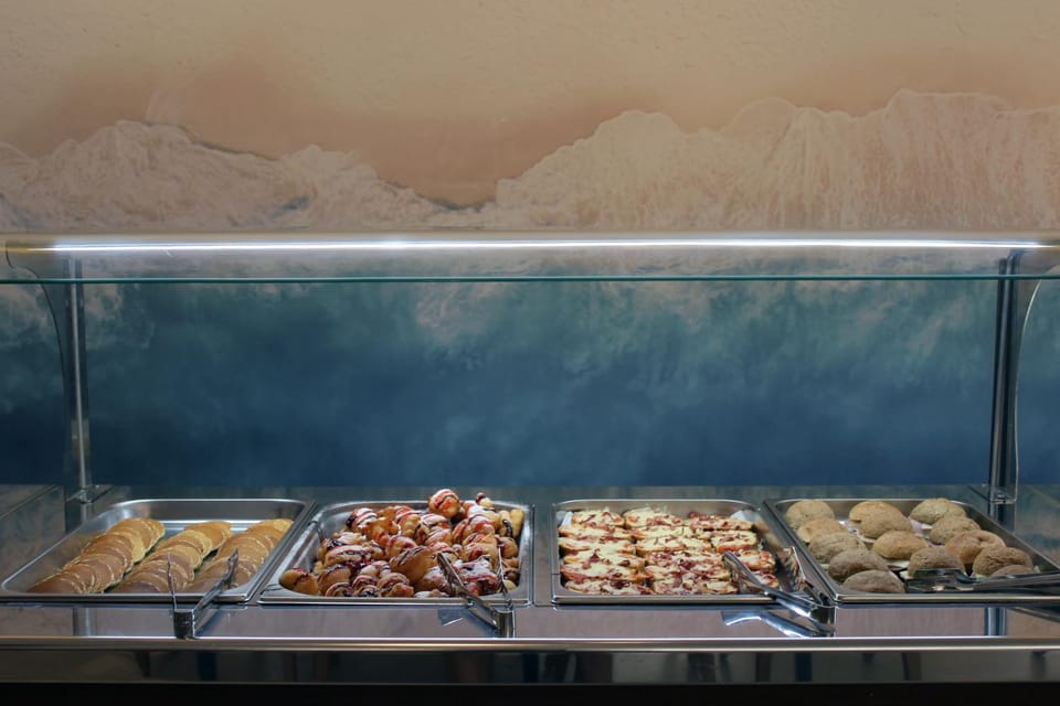 Food and drinks, Food, Buffet breakfast