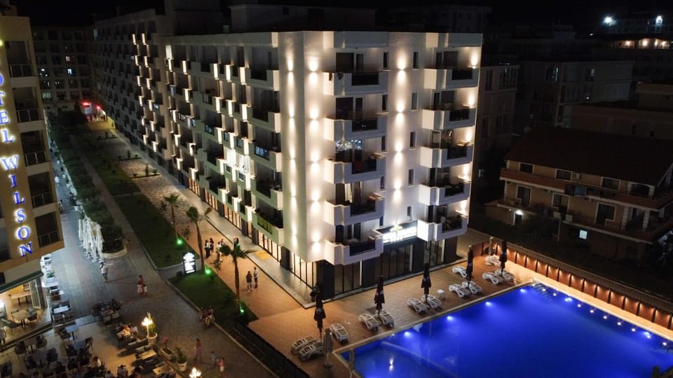 Property building, Night, City view, Pool view, Swimming pool, Swimming pool, Location