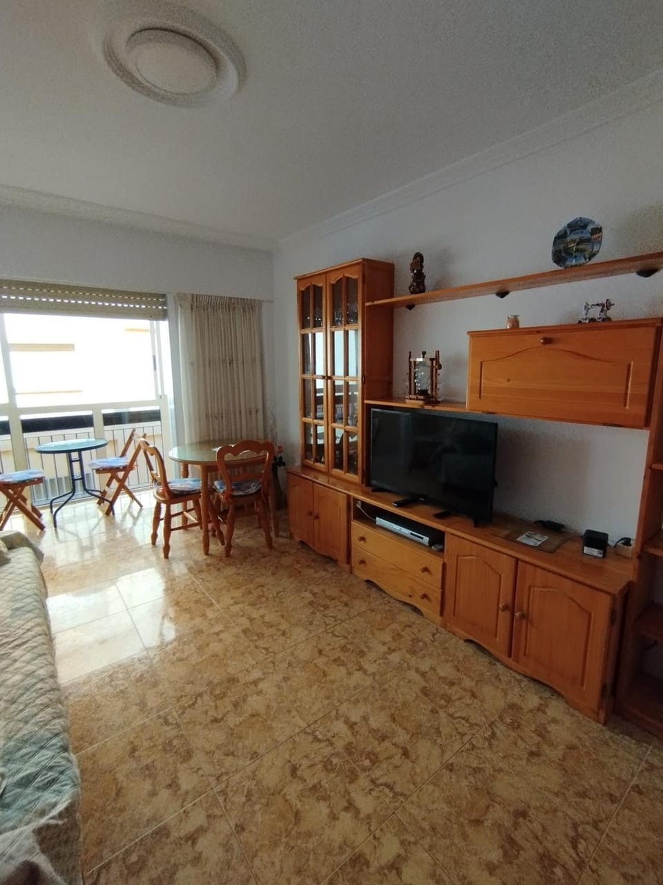 Communal lounge/ TV room, TV and multimedia, Living room, Seating area, Dining area