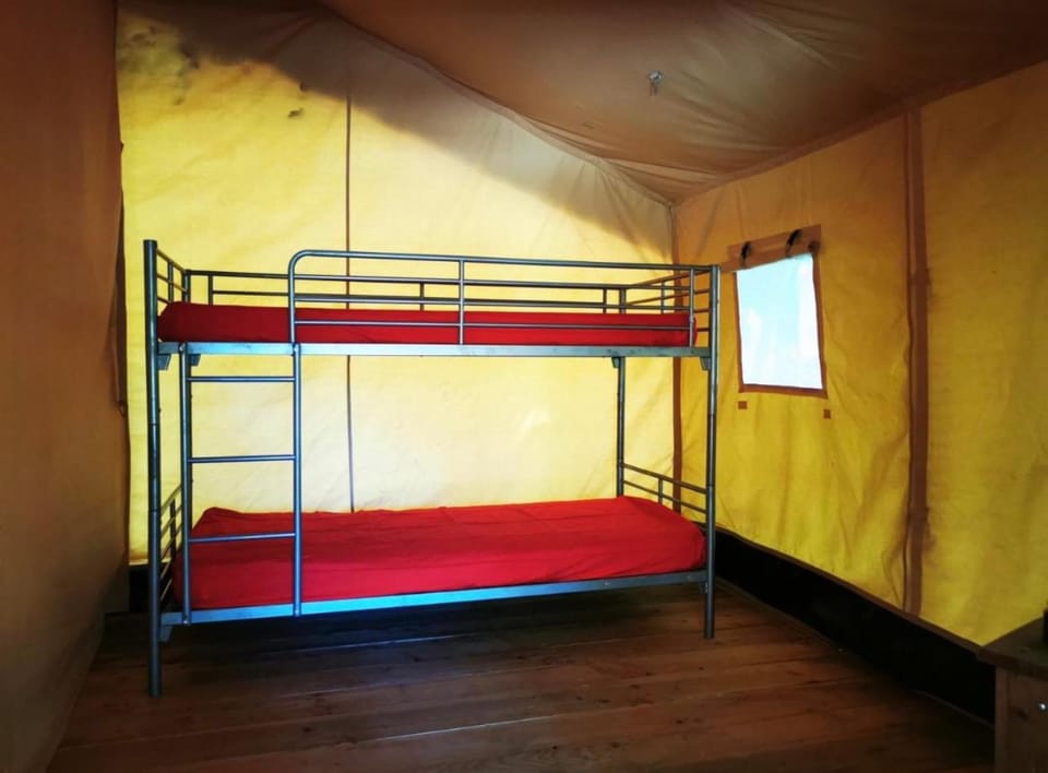 Le jardin des étoiles filantes Luxury tent in Nouvelle-Aquitaine