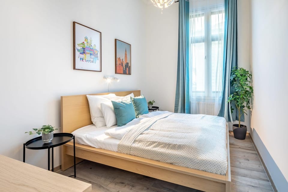 Super Central - Very Lively Area - In Gozsdu Apartment in Budapest