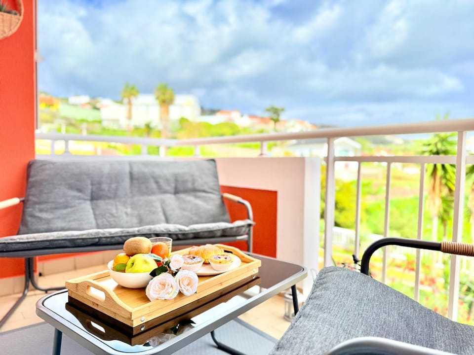 The Pink Villa - Holidays in Madeira Island Apartment in Caniço