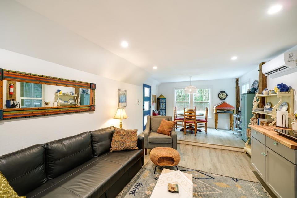 Kitty Hawk Vacation Rental w/ Pool Apartment in Southern Shores