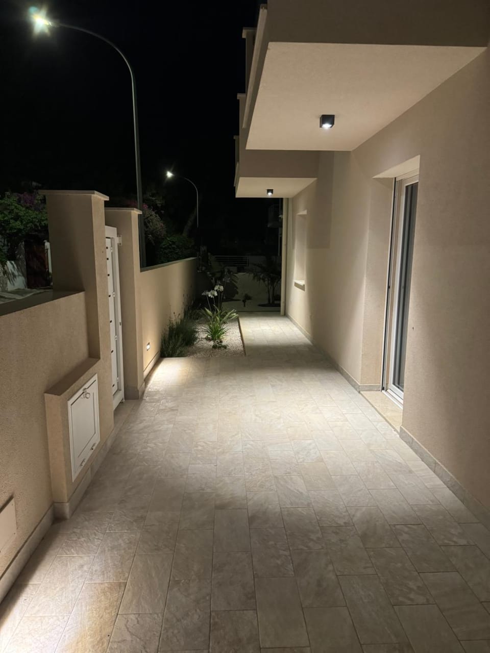 Property building, Night