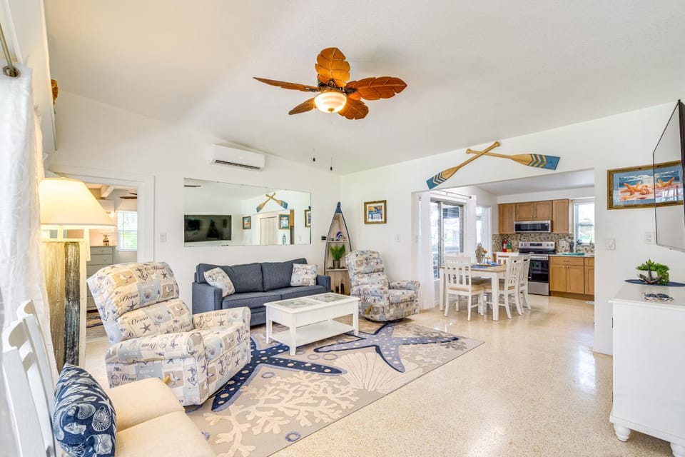 Hot Tub & Gas Grill: Port Richey Retreat House in Florida