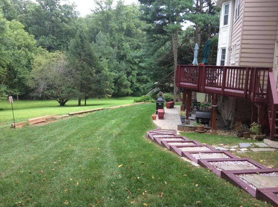 Day, Garden view