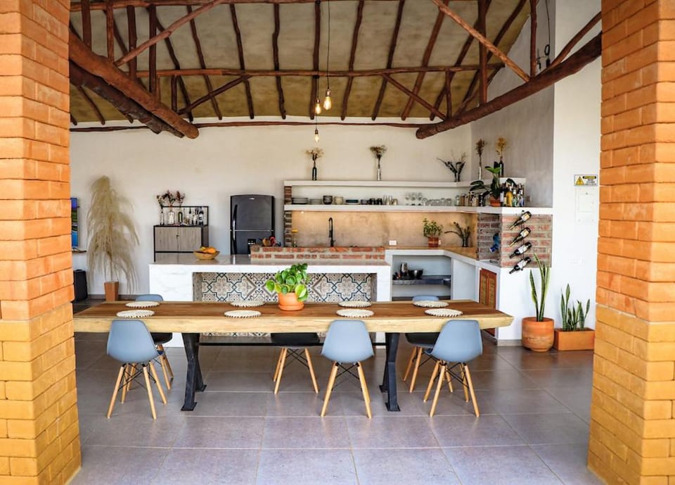 Kitchen or kitchenette, Living room, Dining area, minibar