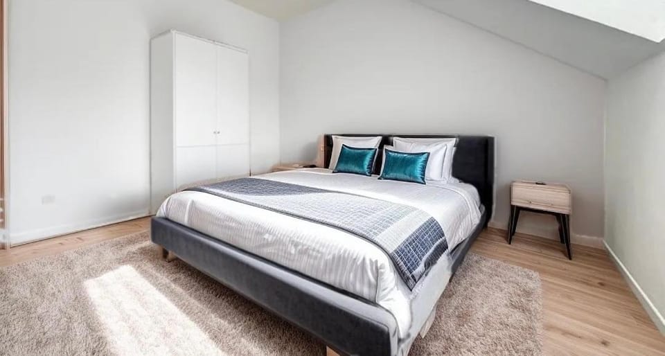 Gare 173 E Bruxelles-Charleroi-airport Apartment in Charleroi