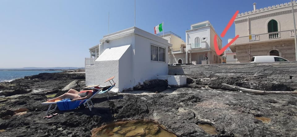Home Consoli Aquarium Apartment in Torre Canne