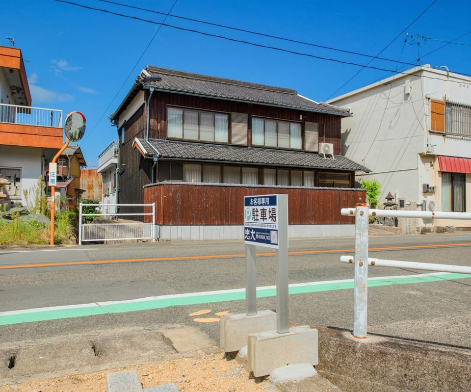 Property building, Parking