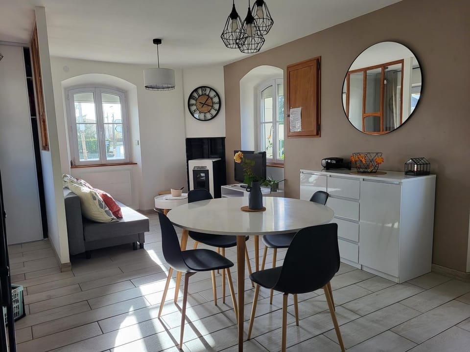 L'escale des roses House in Pays de la Loire