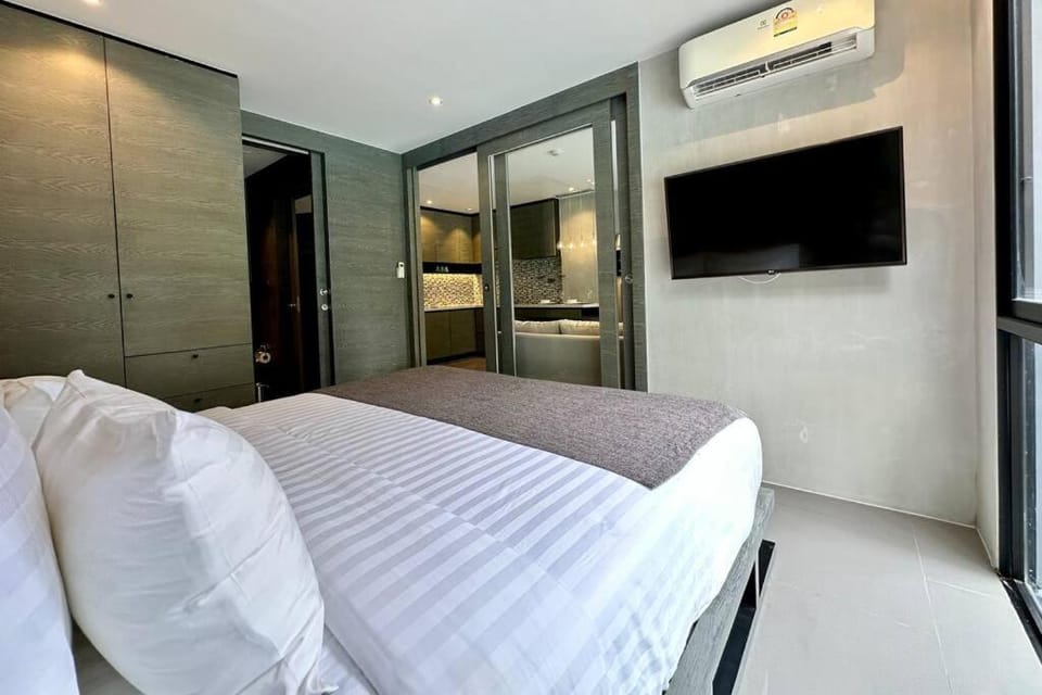 TV and multimedia, Bedroom, wardrobe