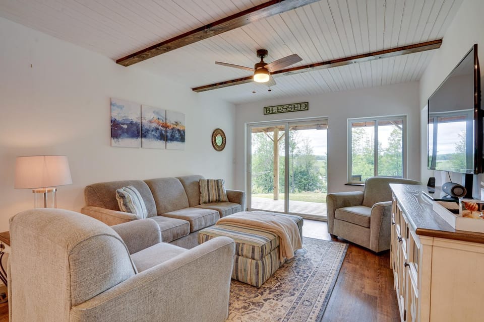 Secluded Marathon Hideaway w/ Fire Pit + Views! House in Pennsylvania