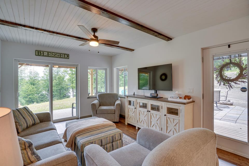 Secluded Marathon Hideaway w/ Fire Pit + Views! House in Pennsylvania