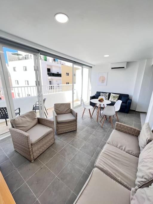 Suecia Orquidea Apartment in Los Cristianos