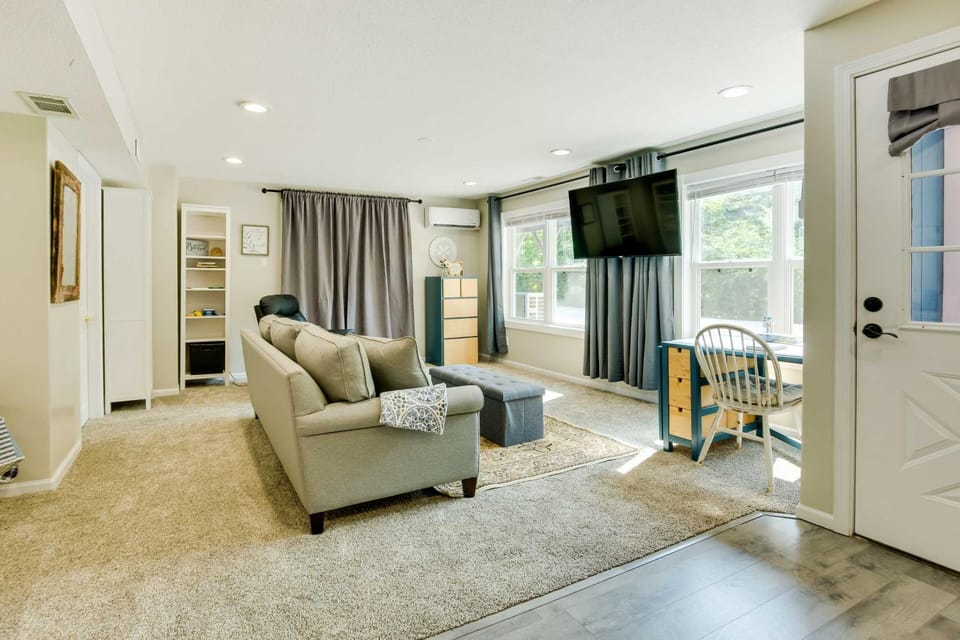 Cozy Studio Stay in Liberty: Hike, Relax, Explore! Apartment in Liberty