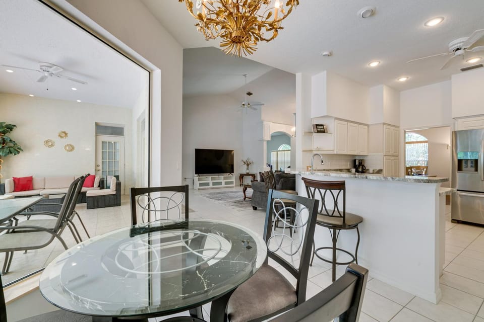 4 Mi to Rainbow Springs: Dunnellon Villa w/ Pool! Villa in Florida