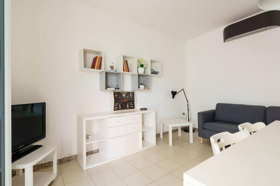 TV and multimedia, Seating area