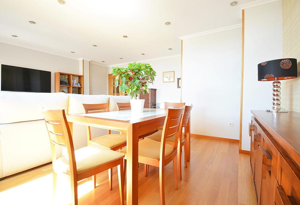 TV and multimedia, Dining area