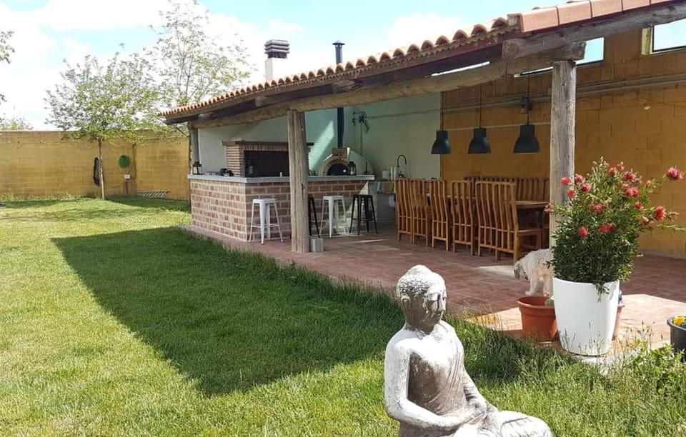BBQ facilities, BBQ facilities